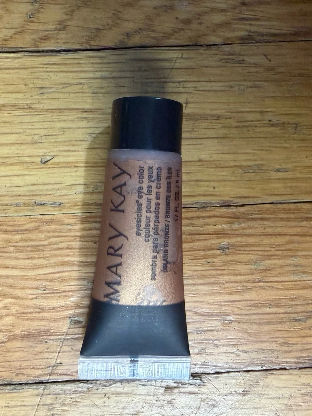 Mary Kay .17 fl oz Eyesicles eye color in Island Bronze
